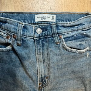 Abercrombie & Fitch The Skinny High Rise